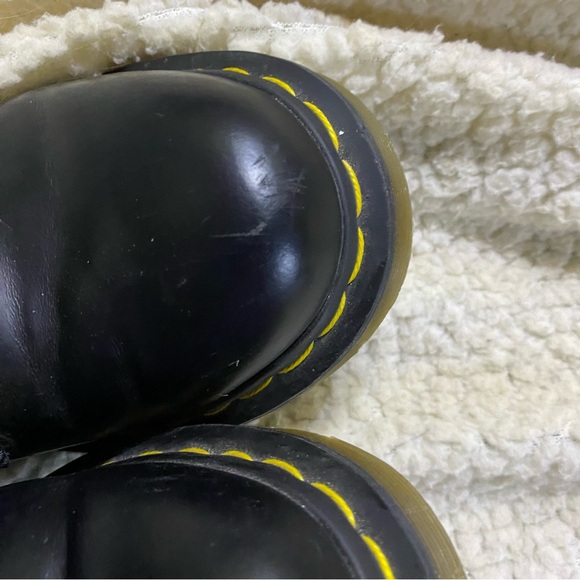 Dr. Martens - Picture 5 of 5